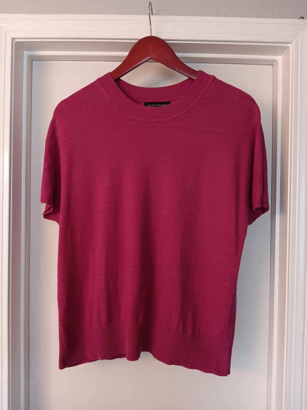 Banana Republic Crewneck Knit Top in Berry Pink